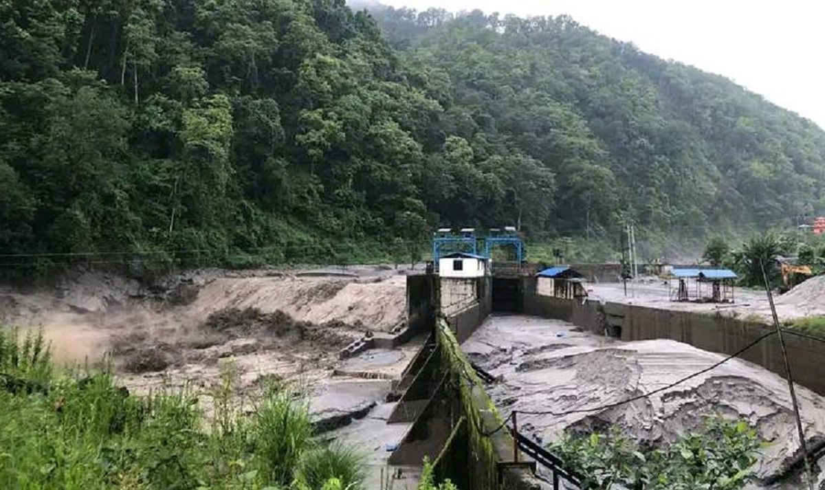 याङ्ग्री र इन्द्रावती नदीमा आएको बाढीले विद्युत् आयोजनामा क्षति