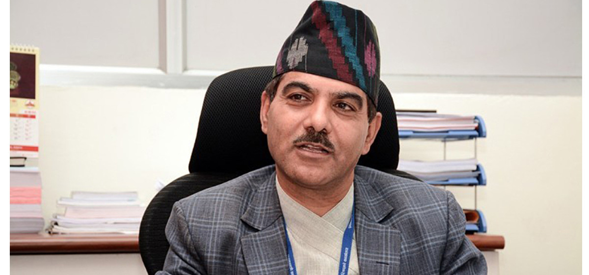 भ्रष्टाचार मुद्दा लागेर निलम्बनमा परेका मुख्यसचिव अर्याल धरौटीमा रिहा