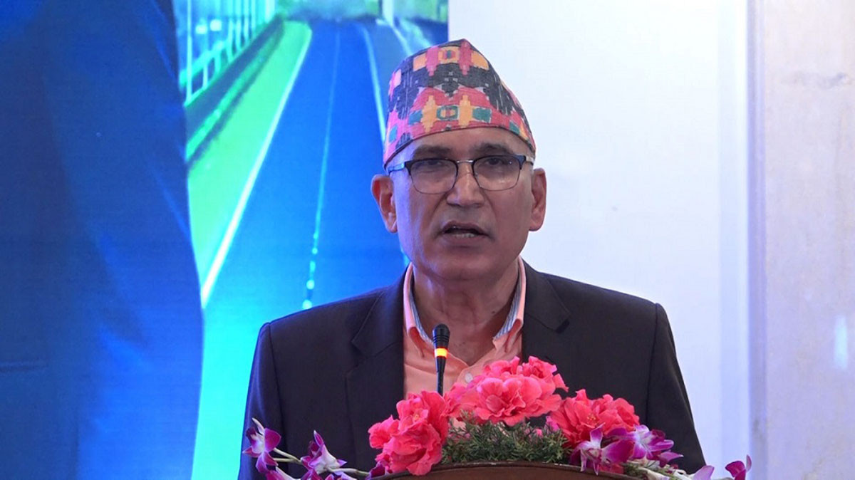 नयाँ सरकार गठन भएको एक महिनामा २० प्रतिशतले राजस्व बढेको अर्थमन्त्री पौडेलको दाबी