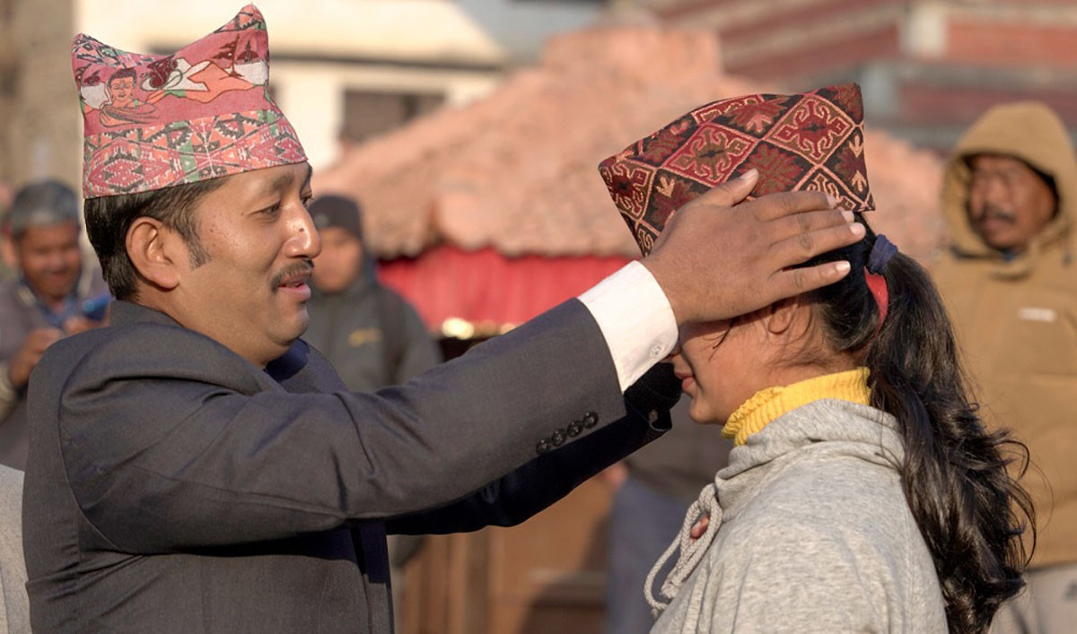 काठमाडौंको वसन्तपुरमा नेपाली टोपी दिवस मनाइयो