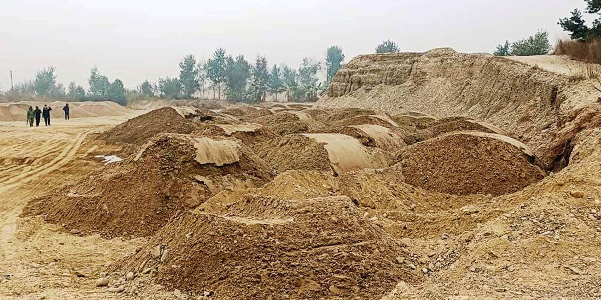 अवैध खोला उत्खनन रोक्न घटनास्थल पुगेका वन गस्तिमाथि आक्रमण, एक जना घाइते