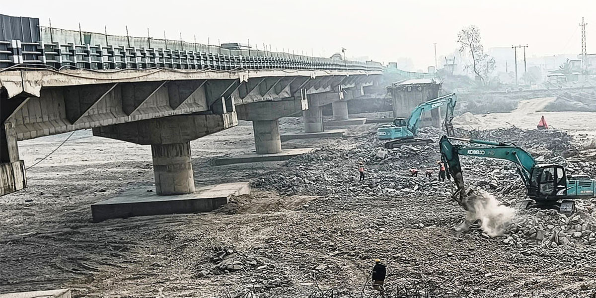 पूर्वपश्चिम लोकमार्ग स्तरोन्नति हुँदै, तीन दर्जन पुल बन्ने