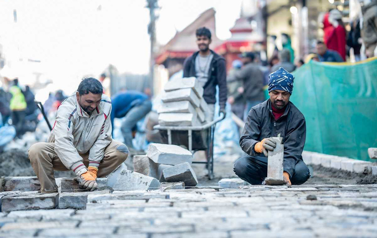 काठमाडौं महानगरद्वारा ढुंगा छाप्ने कार्य तीब्र गतिमा, ५ वटा निर्माण सम्पन्न