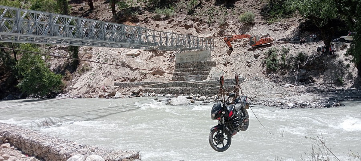 हुम्लाको लोतीखोलामा बेलिब्रिज निर्माण अन्तिम चरणमा,  रारा ताल र कैलाश मानसरोवरको यात्रा सहज हुने