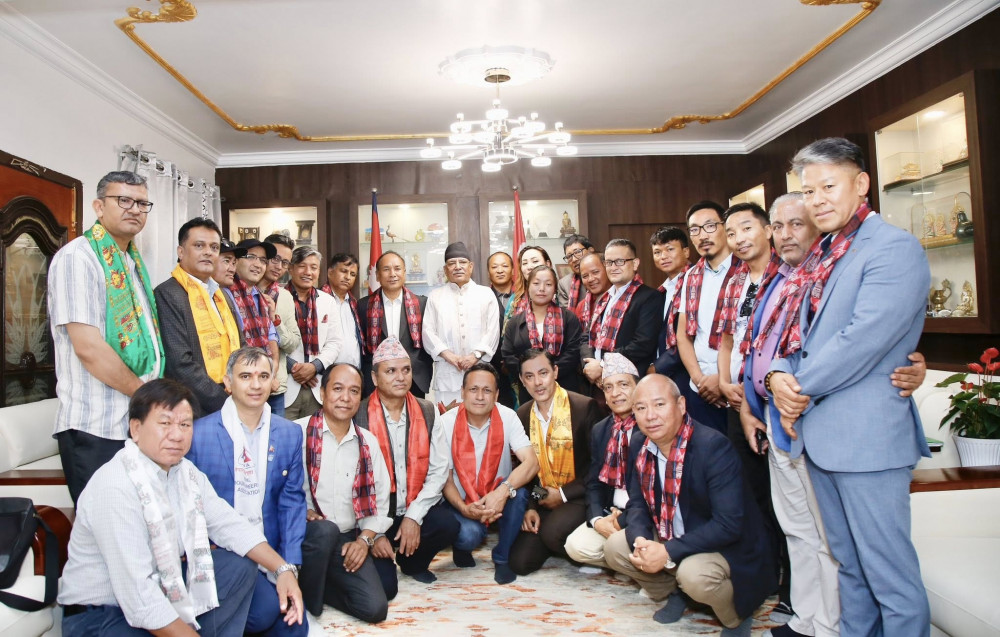 पर्वतारोहण संघको नवनिर्वाचित नेतृत्वलाई प्रचण्डको समर्थन, भने- "संघलाई अझ सशक्त बनाउनुहोस्"