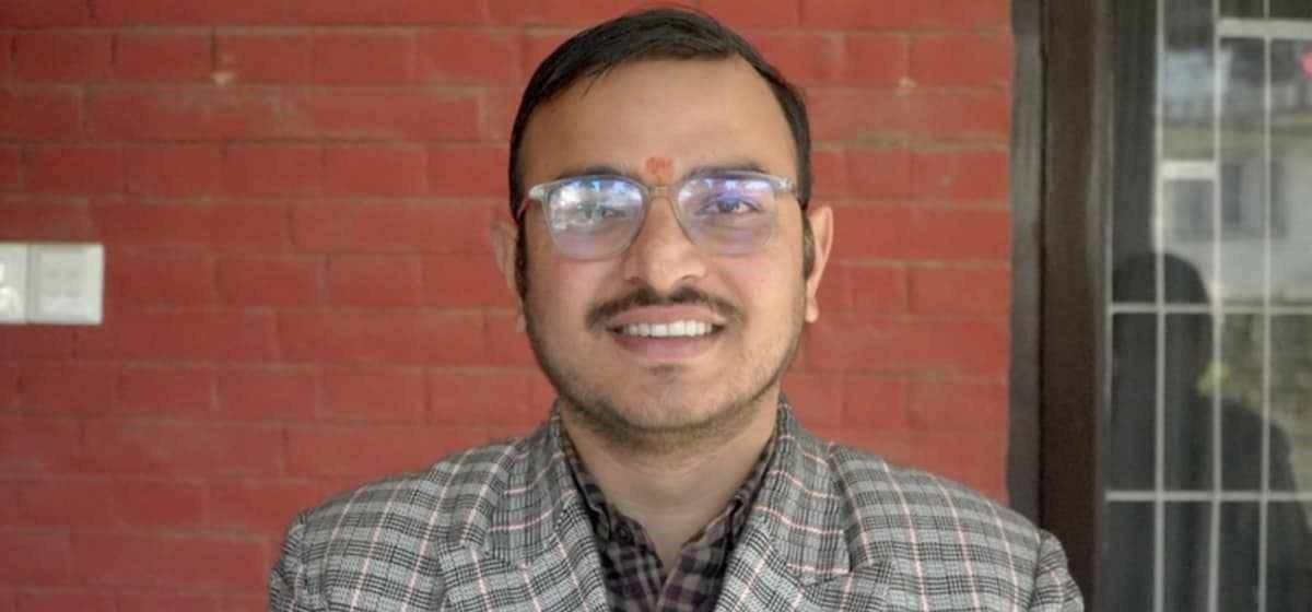 अदालतको आदेशमा ओझा  बिमा प्राधिकरण फर्किए