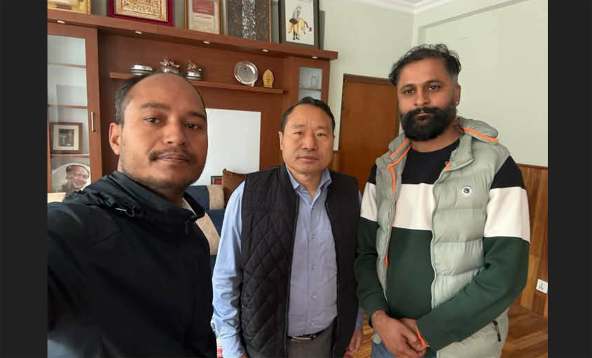 सरकारलाई चुनौति दिंदै कृषि विकास बैंक कर्मचारी संगठन नेपालका पदाधिकारी संगठन विस्तारमा सक्रिय