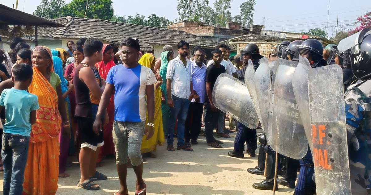 बर्दिबासमा विवाहित महिलाको शंकास्पद मृत्युपछि तनाव, प्रहरीले अश्रुग्यास प्रहार गर्‍यो