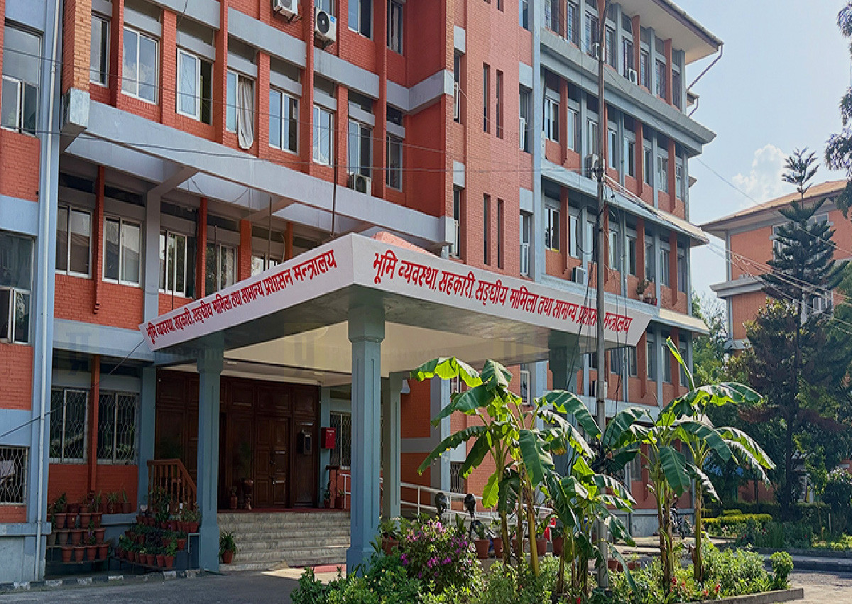 काठमाडौँ महानगरले पाउँदैछ नयाँ प्रमुख प्रशासकीय अधिकृत, केही सहसचिवको सरुवा तयारी
